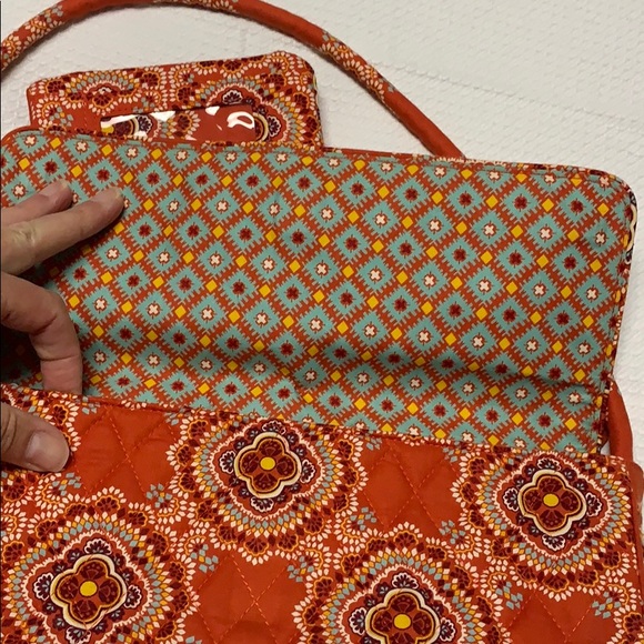 NWOT Vera quilted soft purse and matching wallet - Picture 4 of 8